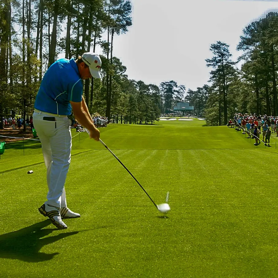 Masters_Tournament_-_2011_-_Hole_7_-_(5596361127)